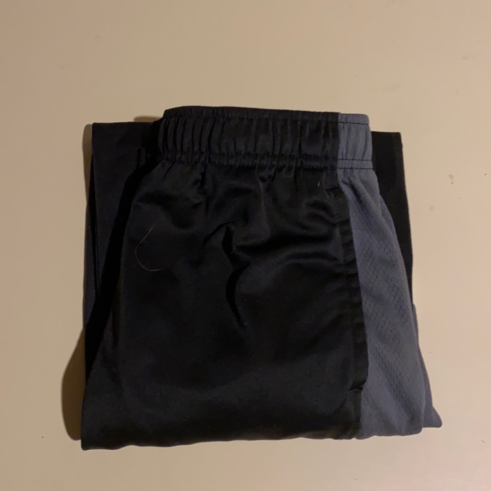 It is an Athletic xxl Sweatpants.